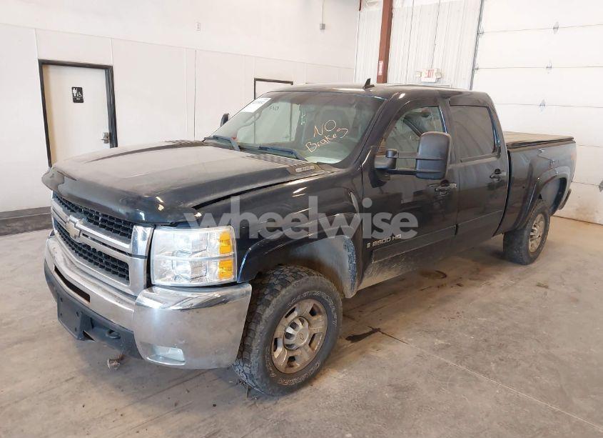 Photo 2 of 2009 Chevrolet Silverado 2500HD LTZ (VIN 1GCHK63K79F181864)