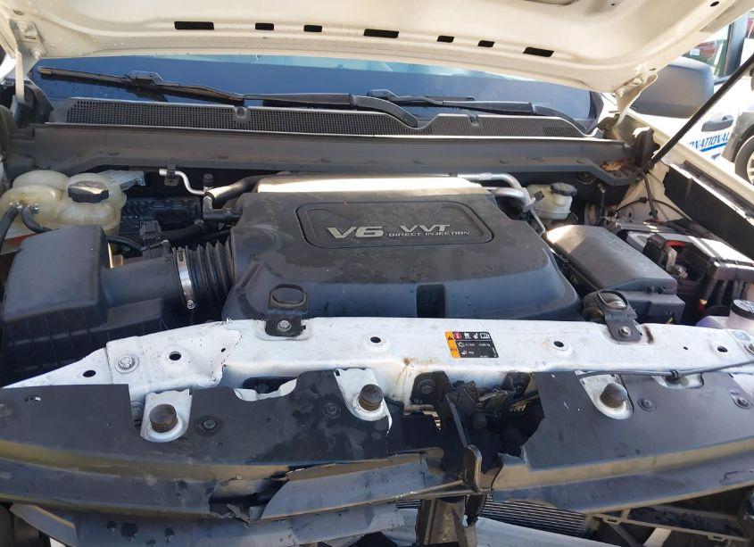 Photo 10 of 2015 Chevrolet Colorado WT (VIN 1GCHSAE3XF1175770)