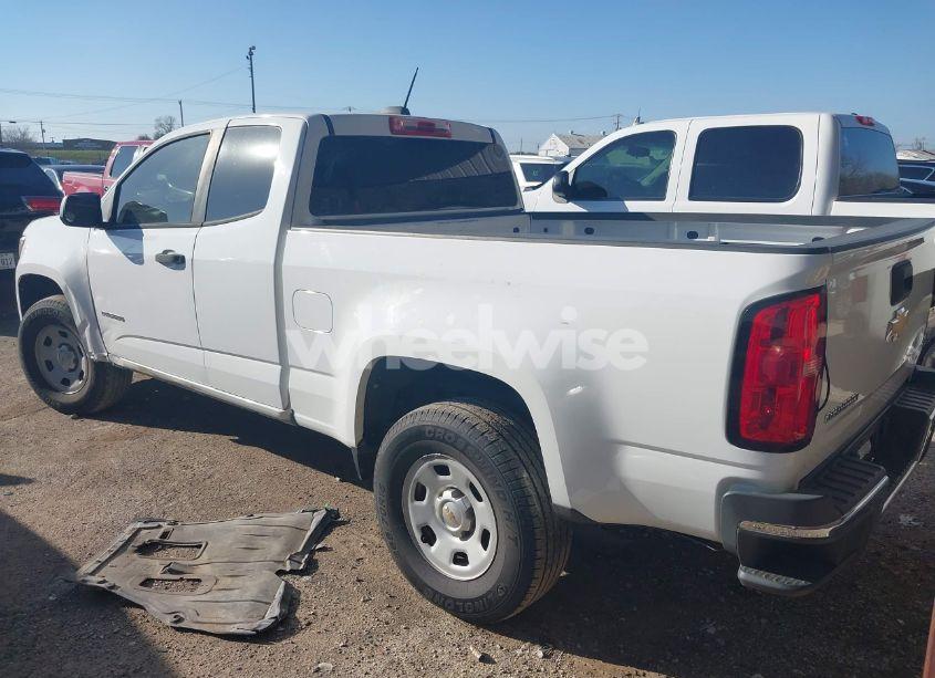 Photo 3 of 2015 Chevrolet Colorado WT (VIN 1GCHSAEA0F1174061)