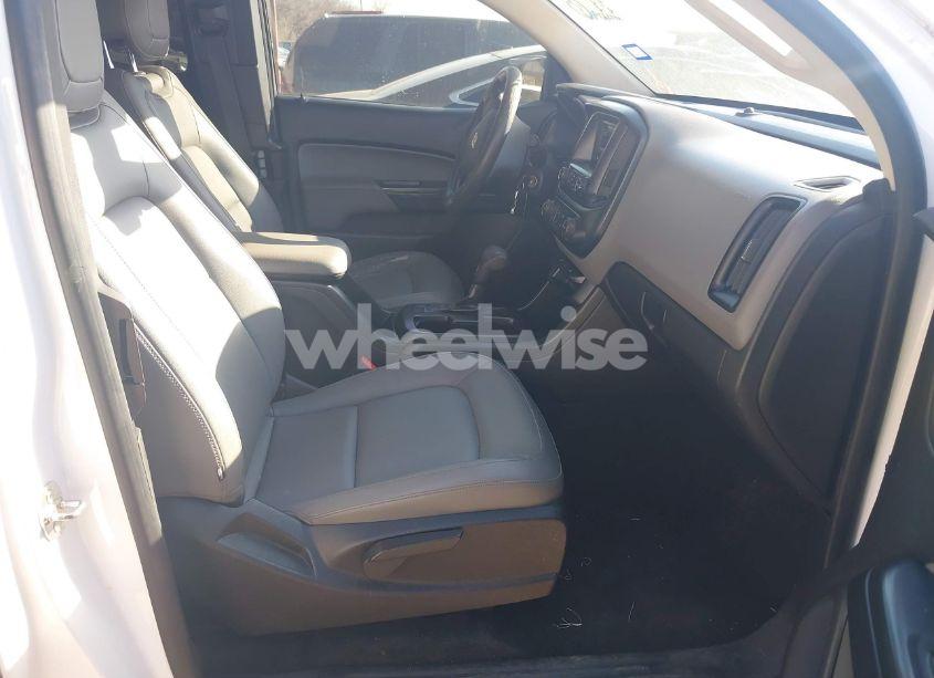 Photo 5 of 2015 Chevrolet Colorado WT (VIN 1GCHSAEA0F1174061)