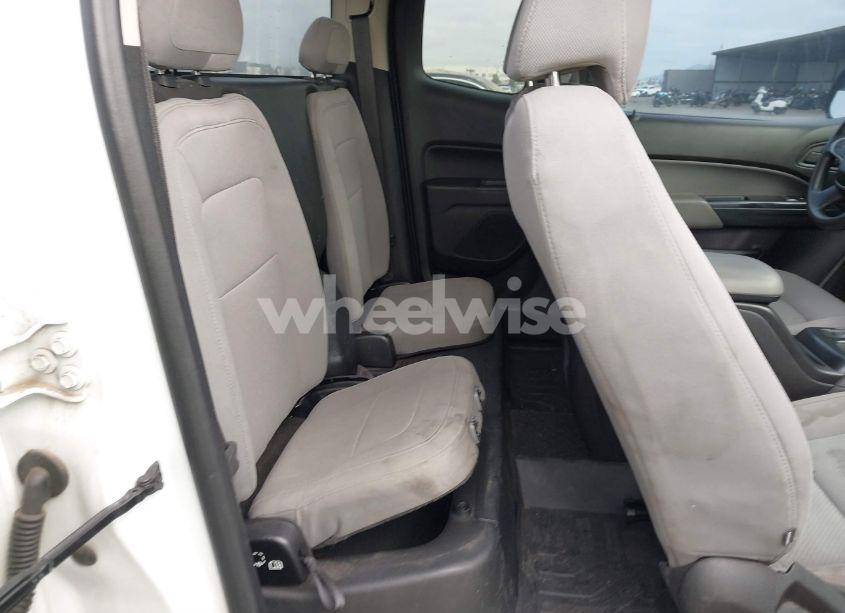 Photo 8 of 2015 Chevrolet Colorado WT (VIN 1GCHSAEA0F1183438)