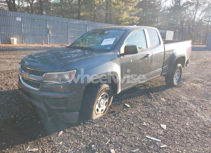 Photo 2 of 2015 Chevrolet Colorado WT (VIN 1GCHSAEA1F1216009)