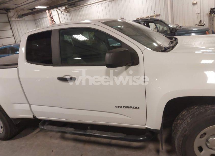 Photo 13 of 2015 Chevrolet Colorado WT (VIN 1GCHSAEA1F1269650)