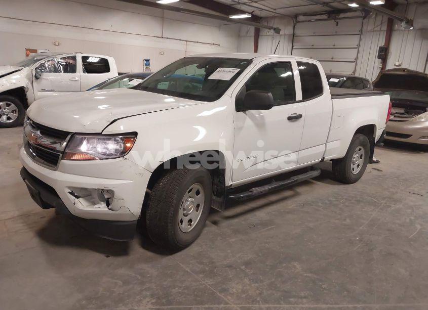 Photo 2 of 2015 Chevrolet Colorado WT (VIN 1GCHSAEA1F1269650)