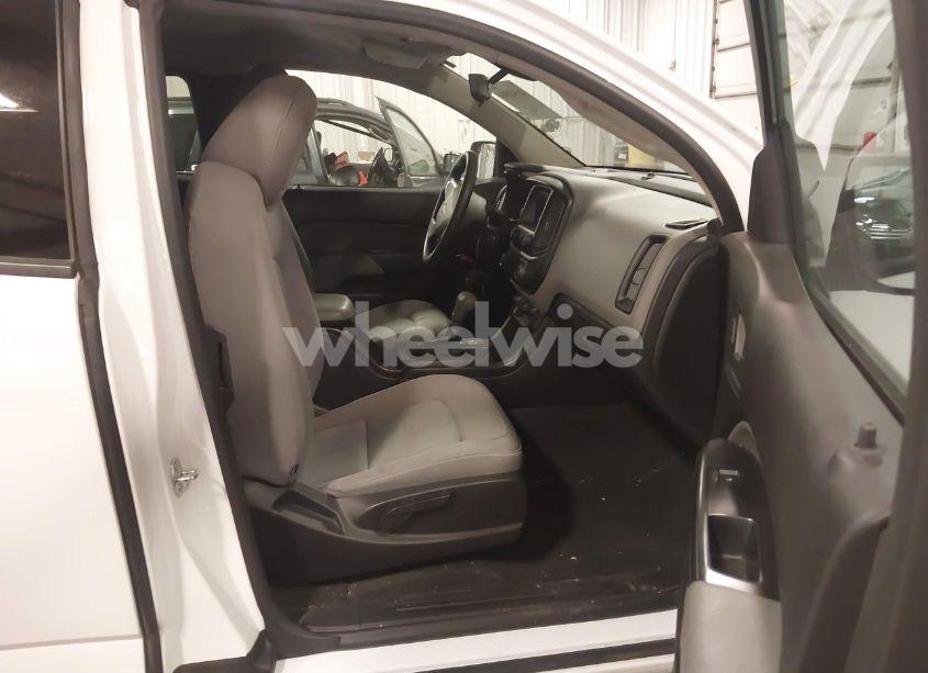 Photo 5 of 2015 Chevrolet Colorado WT (VIN 1GCHSAEA1F1269650)