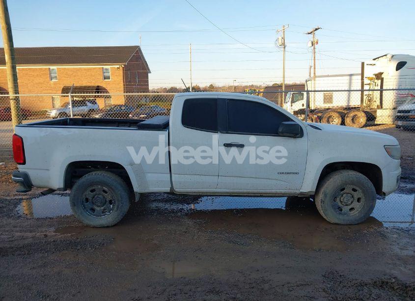 Photo 13 of 2015 Chevrolet Colorado WT (VIN 1GCHSAEA2F1233627)