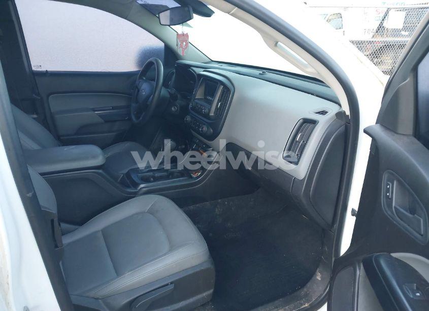 Photo 5 of 2015 Chevrolet Colorado WT (VIN 1GCHSAEA2F1233627)