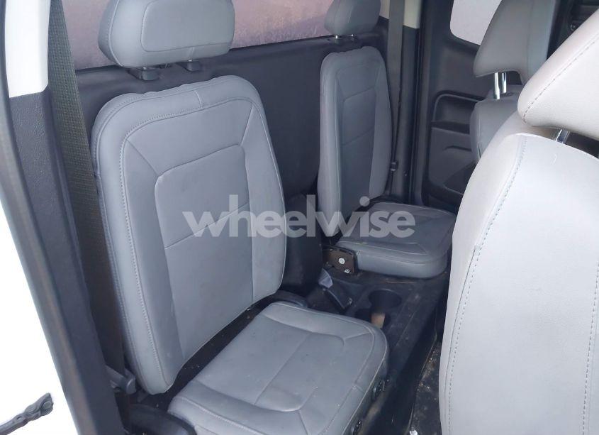 Photo 8 of 2015 Chevrolet Colorado WT (VIN 1GCHSAEA2F1233627)