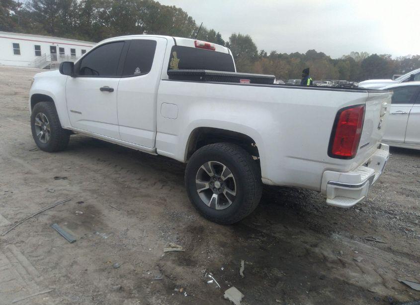 Photo 3 of 2015 Chevrolet Colorado WT (VIN 1GCHSAEA2F1233949)
