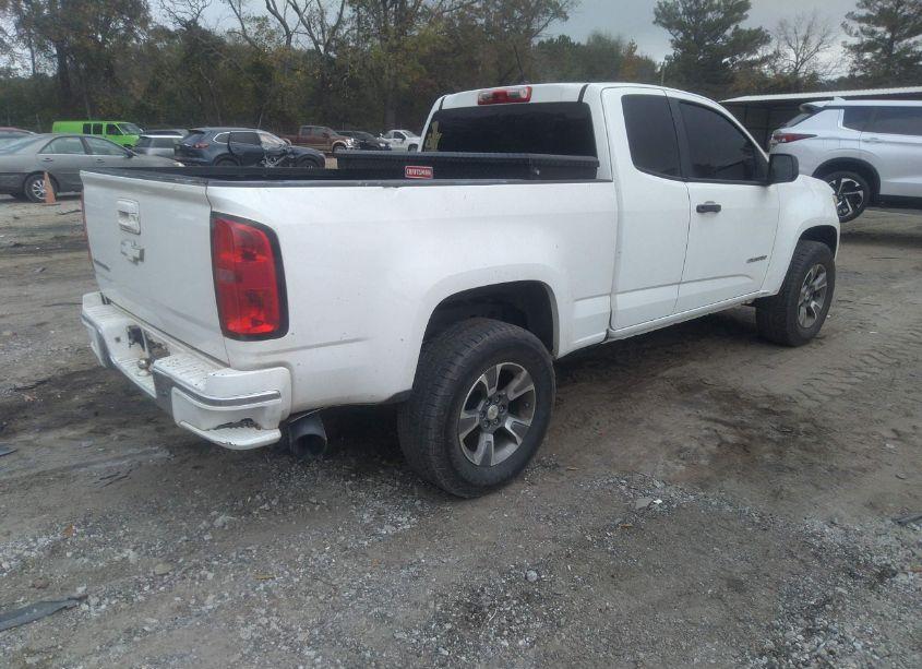 Photo 4 of 2015 Chevrolet Colorado WT (VIN 1GCHSAEA2F1233949)