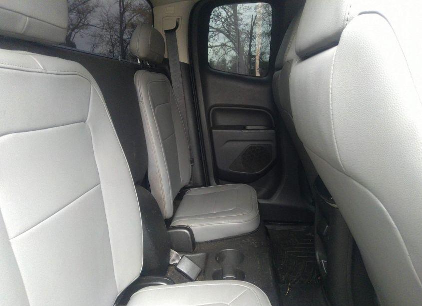 Photo 8 of 2015 Chevrolet Colorado WT (VIN 1GCHSAEA2F1233949)