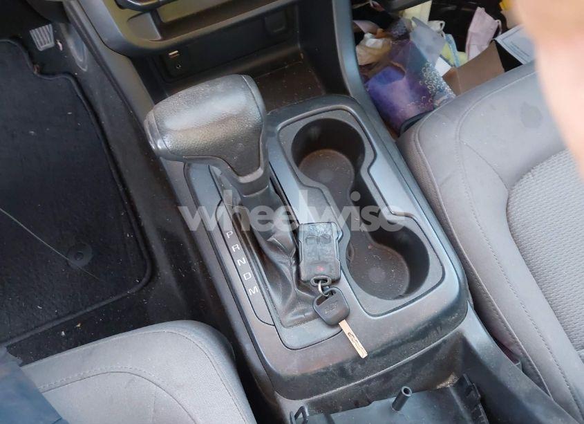 Photo 11 of 2015 Chevrolet Colorado WT (VIN 1GCHSAEA4F1136851)