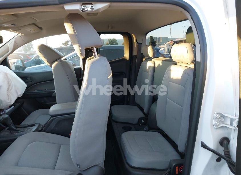 Photo 8 of 2015 Chevrolet Colorado WT (VIN 1GCHSAEA4F1136851)