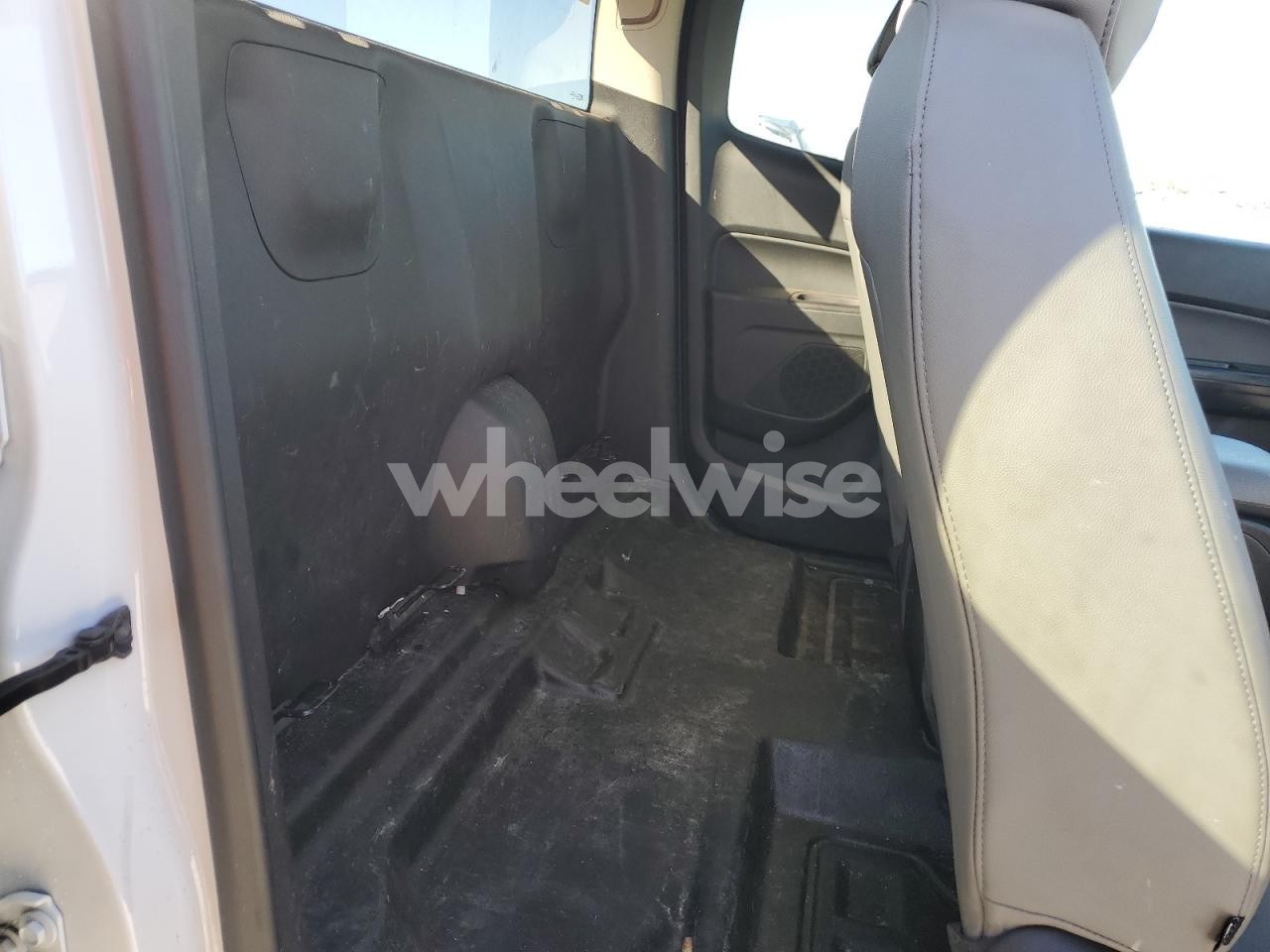 Photo 10 of 2020 CHEVROLET COLORADO N/A (VIN 1GCHSAEA4L1224794)