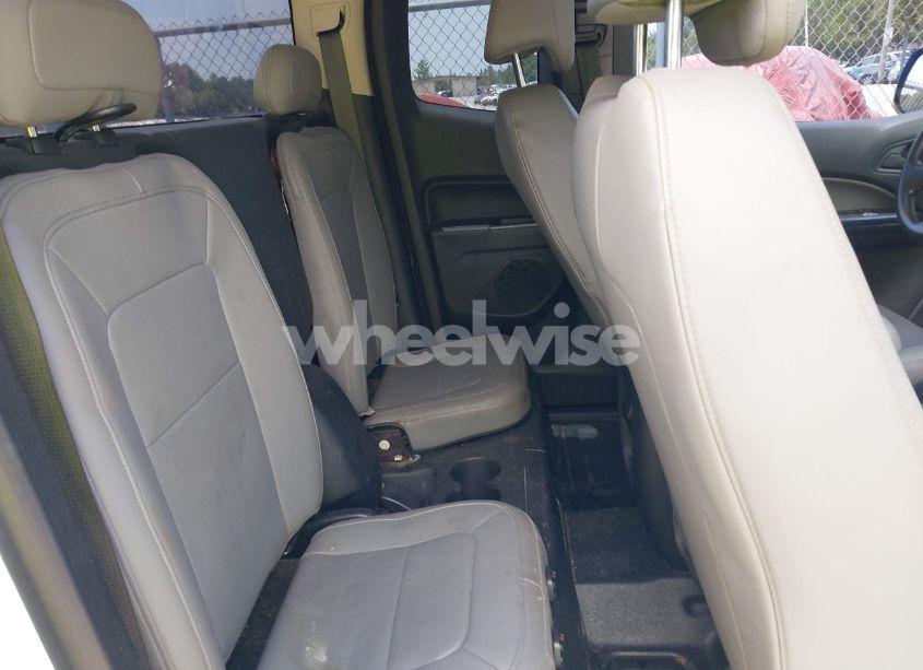 Photo 8 of 2015 Chevrolet Colorado WT (VIN 1GCHSAEA5F1142299)