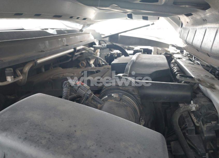 Photo 10 of 2015 Chevrolet Colorado WT (VIN 1GCHSAEA7F1150842)