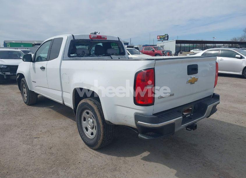 Photo 3 of 2015 Chevrolet Colorado WT (VIN 1GCHSAEA7F1150842)