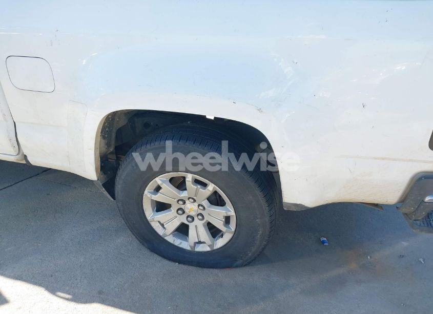 Photo 17 of 2015 Chevrolet Colorado WT (VIN 1GCHSAEA7F1218878)