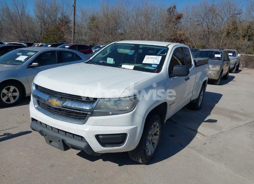 Photo 2 of 2015 Chevrolet Colorado WT (VIN 1GCHSAEA7F1218878)