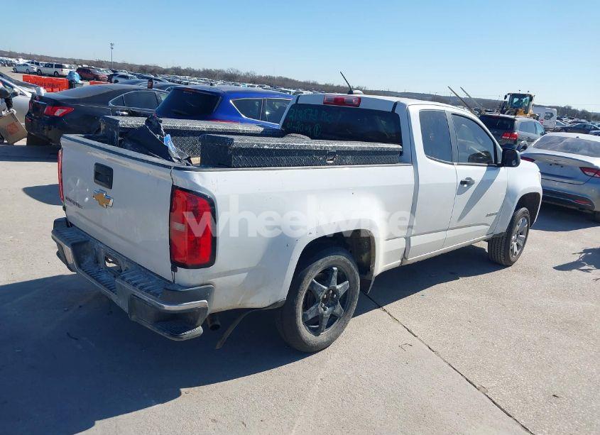 Photo 4 of 2015 Chevrolet Colorado WT (VIN 1GCHSAEA7F1218878)