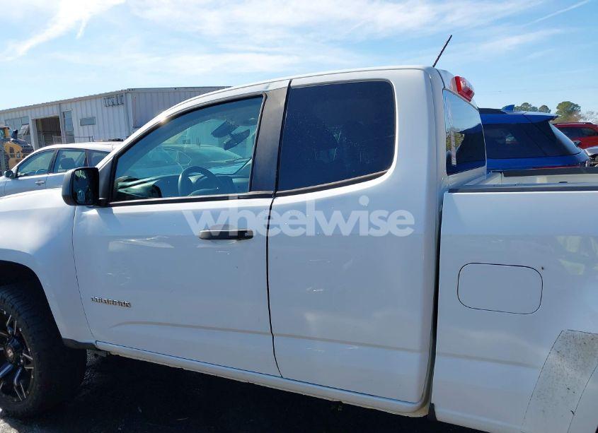 Photo 14 of 2015 Chevrolet Colorado WT (VIN 1GCHSAEA9F1204982)
