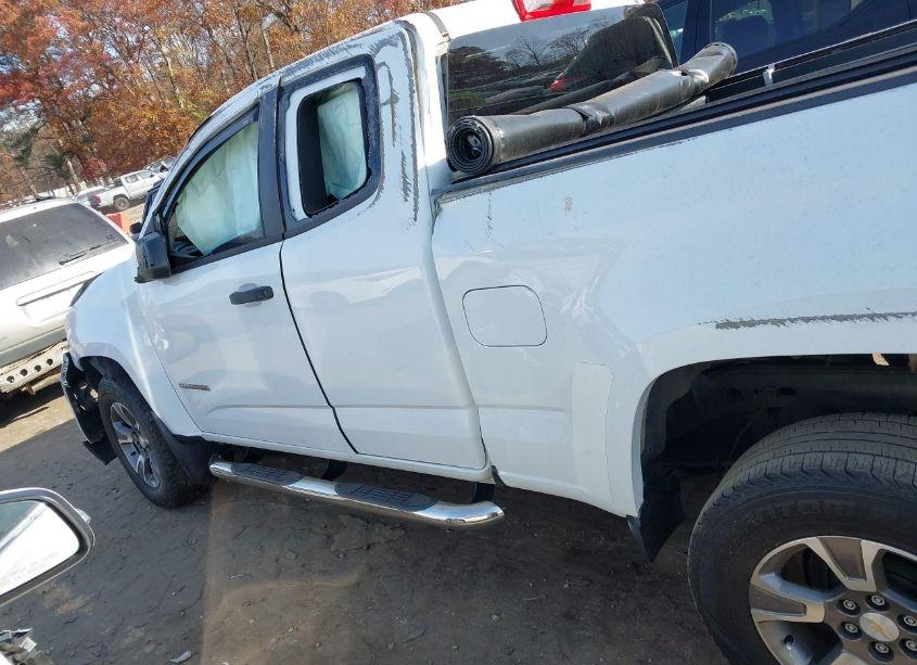 Photo 14 of 2015 Chevrolet Colorado WT (VIN 1GCHSAEA9F1235293)
