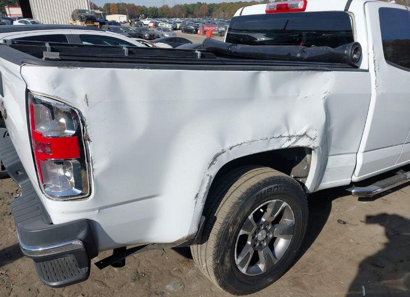 Photo 18 of 2015 Chevrolet Colorado WT (VIN 1GCHSAEA9F1235293)