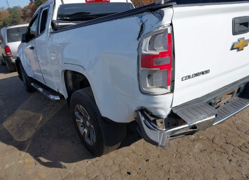 Photo 19 of 2015 Chevrolet Colorado WT (VIN 1GCHSAEA9F1235293)