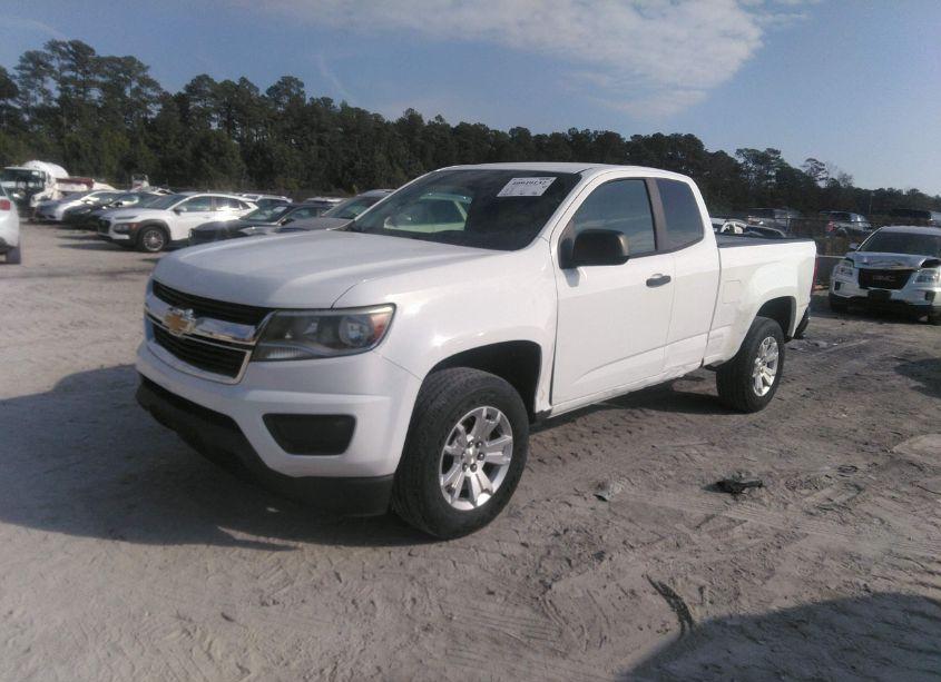 Photo 2 of 2015 Chevrolet Colorado WT (VIN 1GCHSAEAXF1179901)