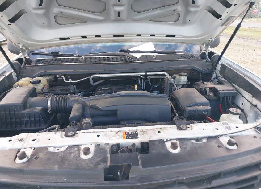 Photo 10 of 2015 Chevrolet Colorado WT (VIN 1GCHSAEAXF1218891)