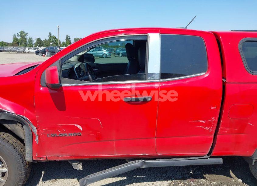 Photo 14 of 2015 Chevrolet Colorado LT (VIN 1GCHSBE31F1211061)