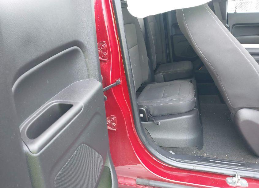 Photo 8 of 2015 Chevrolet Colorado LT (VIN 1GCHSBE32F1248359)