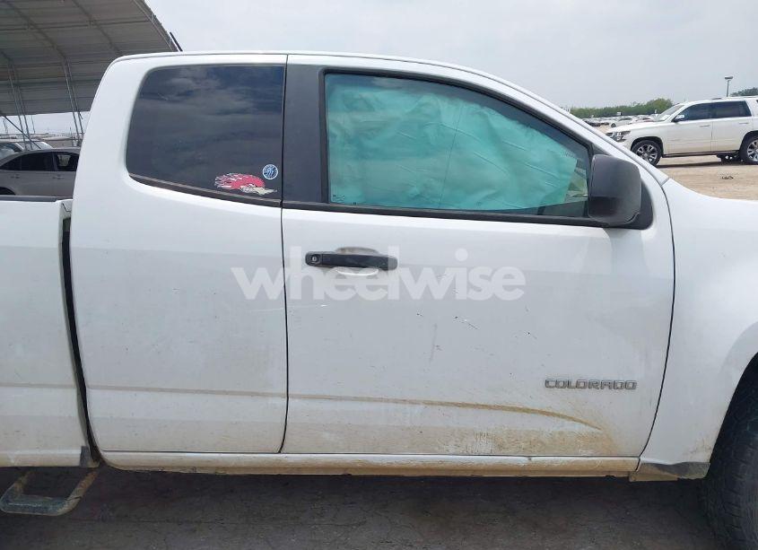 Photo 12 of 2016 Chevrolet Colorado WT (VIN 1GCHSBEA0G1174651)