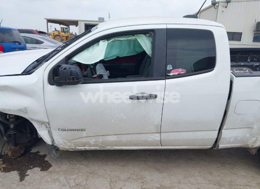 Photo 13 of 2016 Chevrolet Colorado WT (VIN 1GCHSBEA0G1174651)