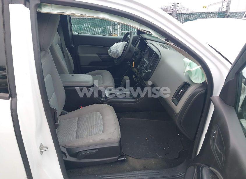 Photo 5 of 2016 Chevrolet Colorado WT (VIN 1GCHSBEA0G1299052)