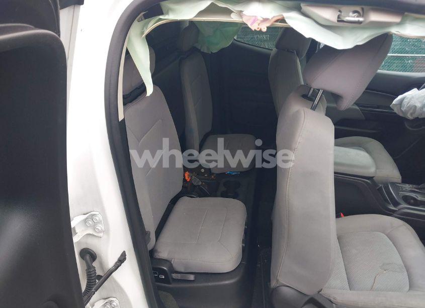 Photo 8 of 2016 Chevrolet Colorado WT (VIN 1GCHSBEA0G1299052)