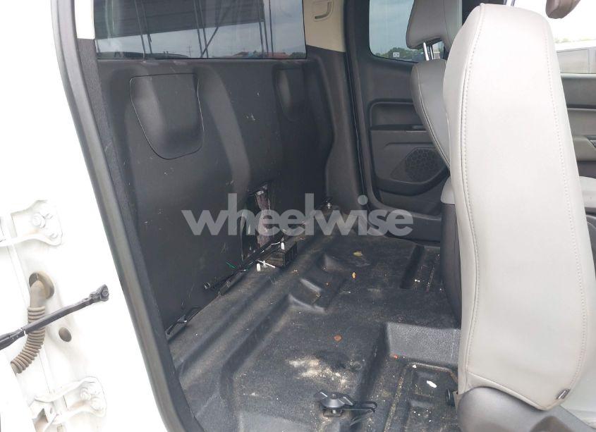 Photo 8 of 2018 Chevrolet Colorado WT (VIN 1GCHSBEA1J1142895)