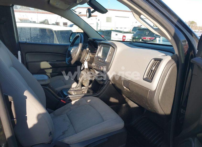 Photo 5 of 2018 Chevrolet Colorado WT (VIN 1GCHSBEA1J1325892)