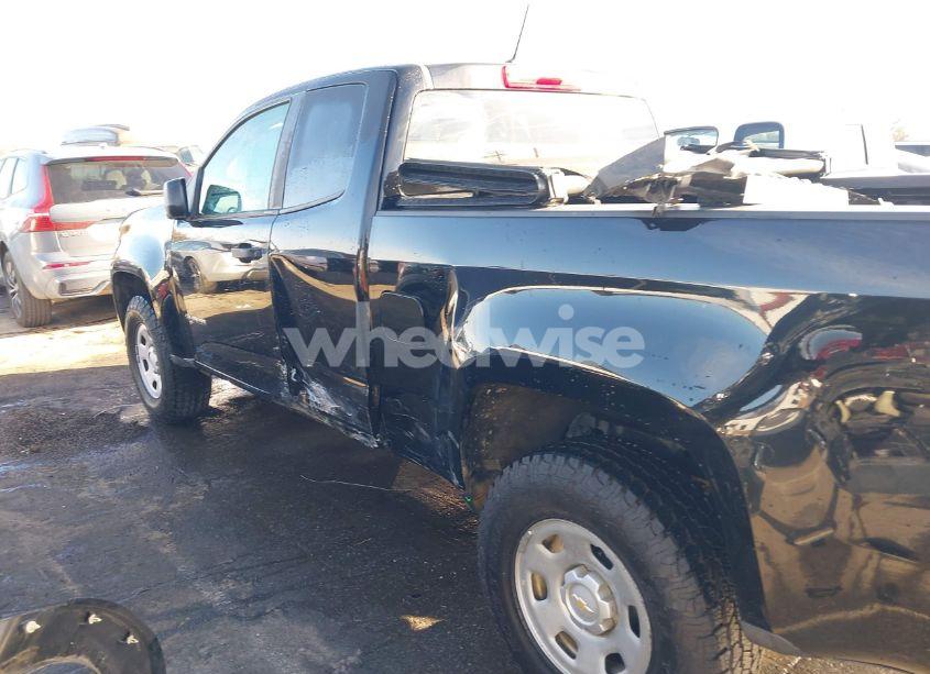 Photo 6 of 2018 Chevrolet Colorado WT (VIN 1GCHSBEA1J1325892)