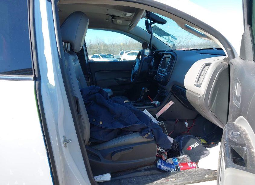 Photo 5 of 2018 Chevrolet Colorado WT (VIN 1GCHSBEA1J1328906)