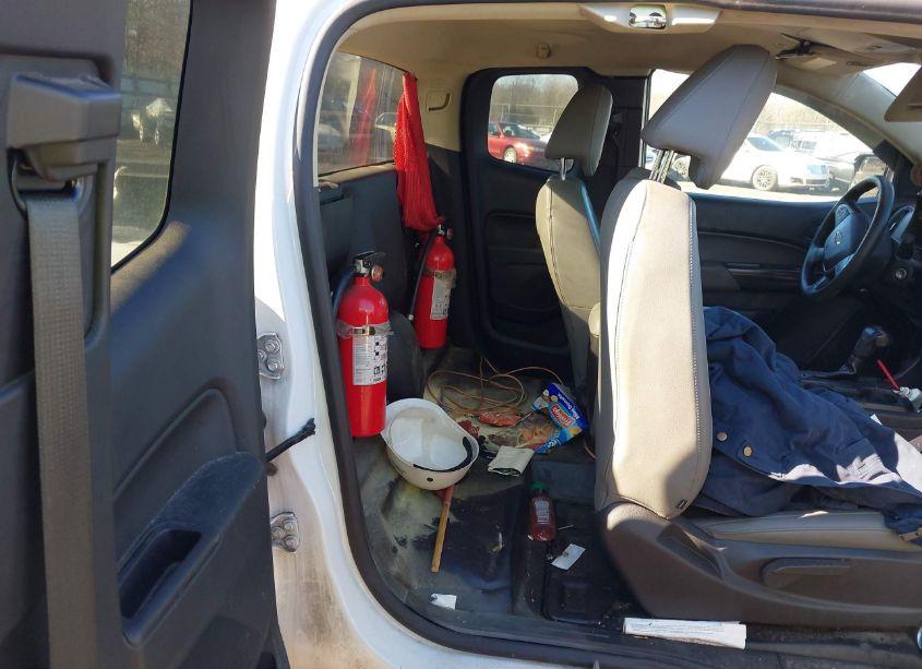 Photo 8 of 2018 Chevrolet Colorado WT (VIN 1GCHSBEA1J1328906)