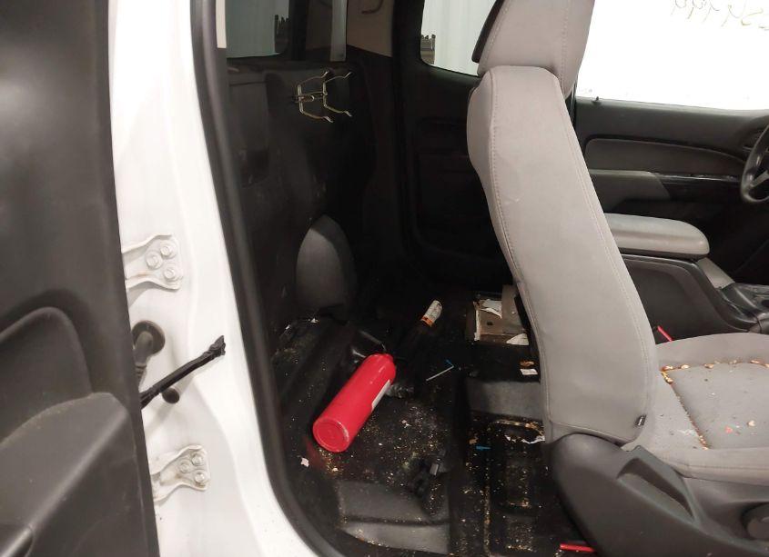 Photo 8 of 2019 Chevrolet Colorado WT (VIN 1GCHSBEA1K1176269)