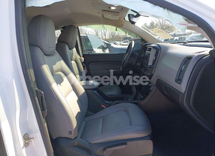 Photo 5 of 2019 Chevrolet Colorado WT (VIN 1GCHSBEA2K1109079)