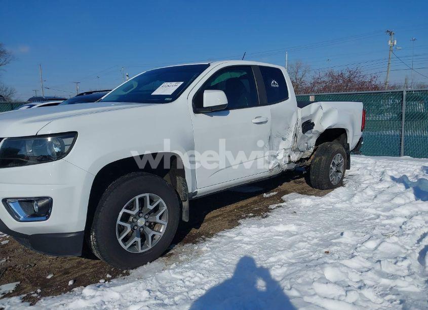 Photo 6 of 2019 Chevrolet Colorado WT (VIN 1GCHSBEA2K1109079)