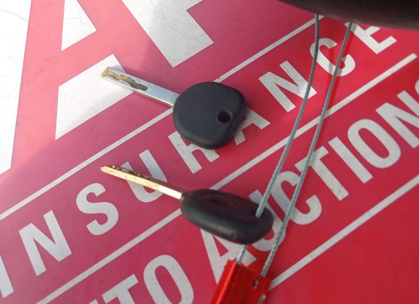 Photo 11 of 2016 Chevrolet Colorado WT (VIN 1GCHSBEA3G1224653)