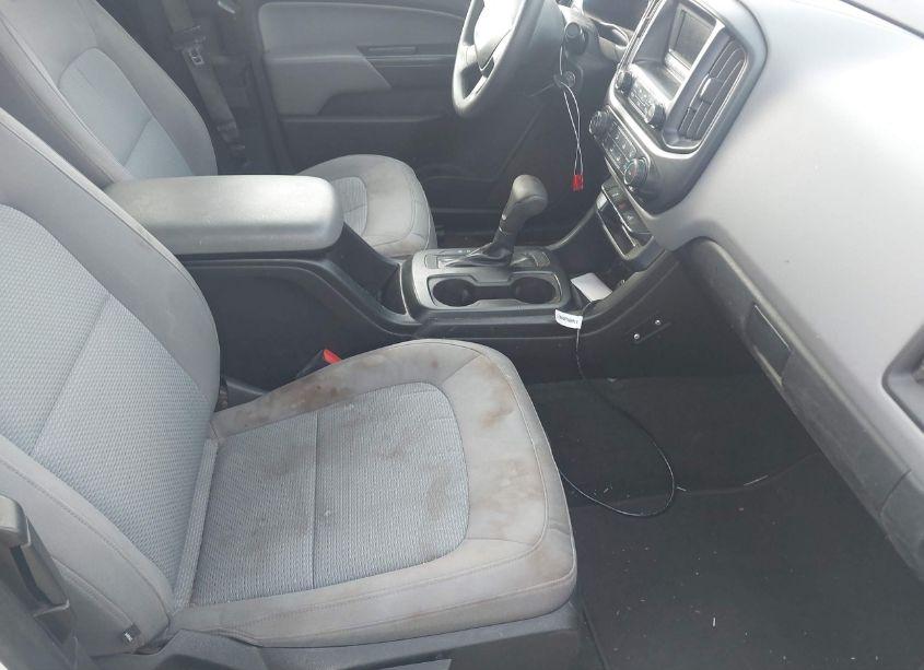 Photo 5 of 2016 Chevrolet Colorado WT (VIN 1GCHSBEA3G1224653)