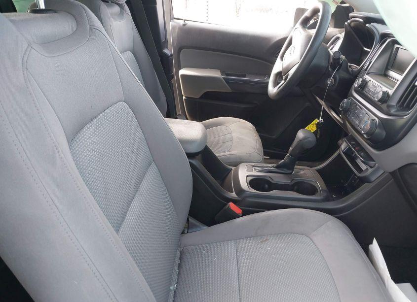 Photo 5 of 2016 Chevrolet Colorado WT (VIN 1GCHSBEA3G1249407)