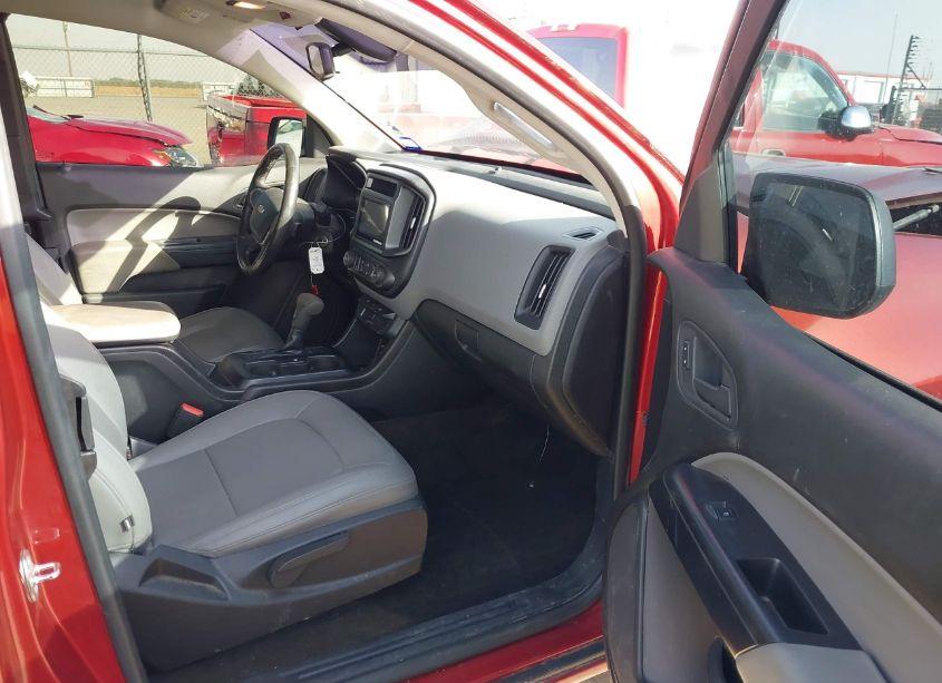 Photo 5 of 2016 Chevrolet Colorado WT (VIN 1GCHSBEA3G1306866)