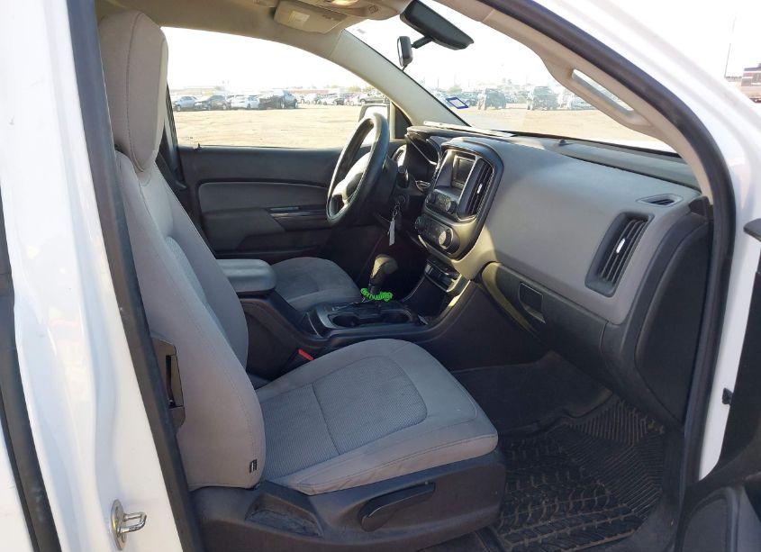 Photo 5 of 2016 Chevrolet Colorado WT (VIN 1GCHSBEA4G1140003)