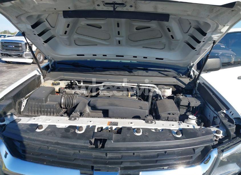 Photo 10 of 2019 Chevrolet Colorado WT (VIN 1GCHSBEA4K1246024)